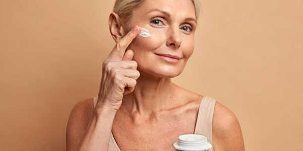 What Is Pro-Aging Skincare And How Can It Boost Your Skin’s Radiance?