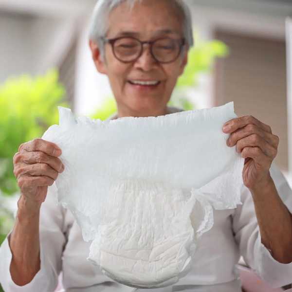 Confidence and Care: A New Standard in Adult Diaper Manufacturing